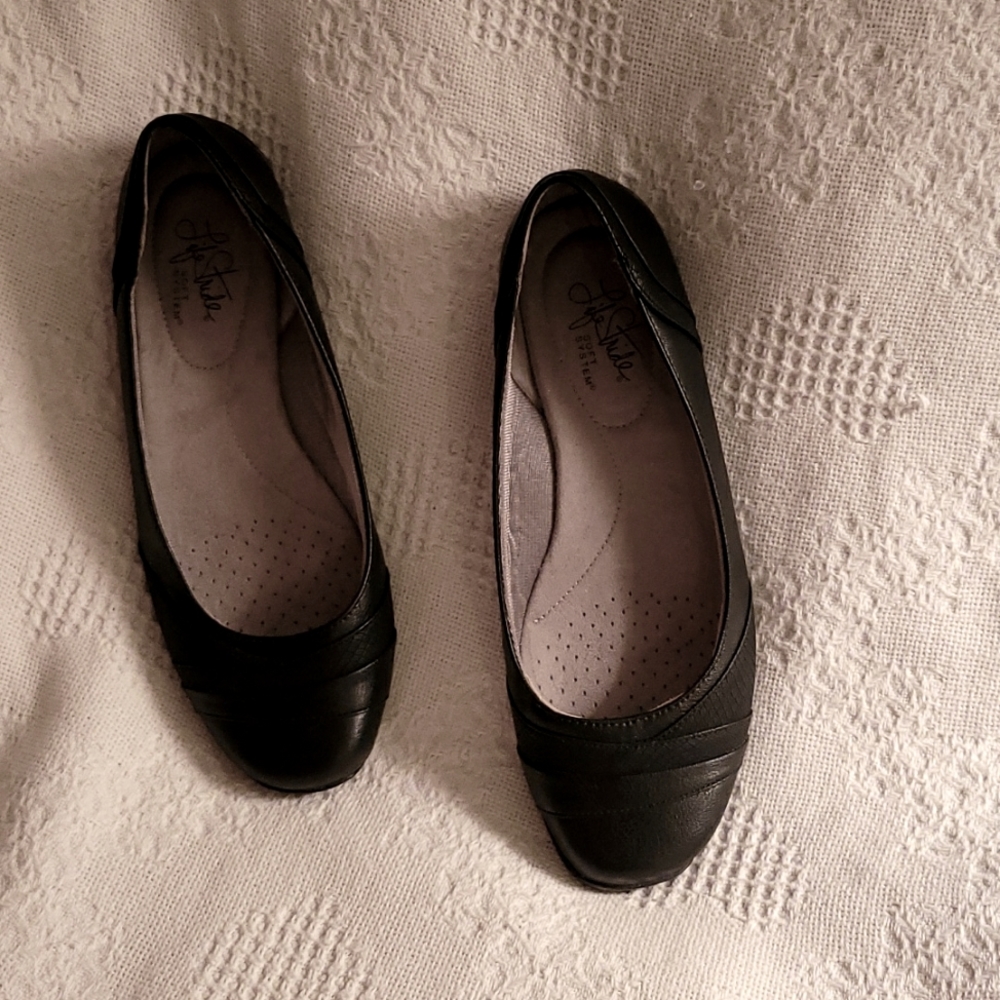 Life Stride Soft System flats